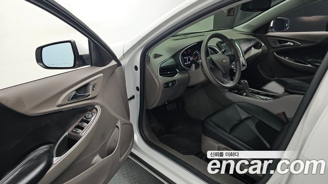 Chevrolet Malibu 1.5 Turbo LS Deluxe 2017 — фото 15