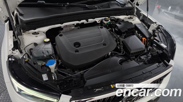 Volvo XC40 B4 Ultimate Bright 2023 — фото 6