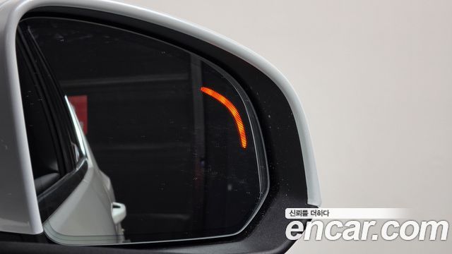 Volvo XC40 B4 Ultimate Bright 2023 — фото 18