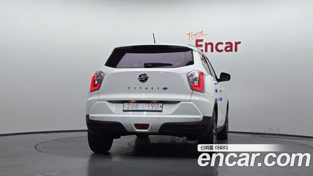 KG Mobility (SsangYong) Tivoli Diesel VX 2WD 2016 — фото 4