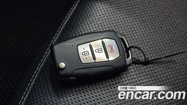 KG Mobility (SsangYong) Tivoli Diesel VX 2WD 2016 — фото 16