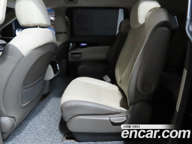 Kia Carnival (IV) Gasoline 9-Seater Hi-Limousine Signature 2023 — фото 7