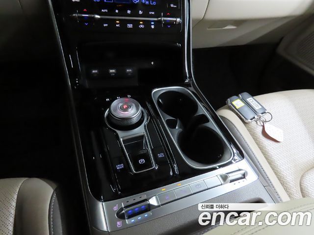 Kia Carnival (IV) Gasoline 9-Seater Hi-Limousine Signature 2023 — фото 17
