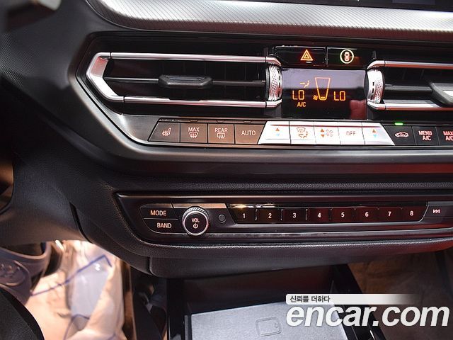 BMW 1 Series (F40) 120i M Sports 2021 — фото 17