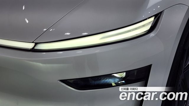 Tesla Model Y RWD 2025 — фото 22