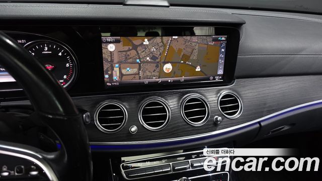 Mercedes-Benz E-Class (W213) E220d 4MATIC Exclusive 2020 — фото 14