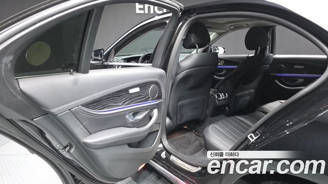 Mercedes-Benz E-Class (W213) E220d 4MATIC Exclusive 2020 — фото 26