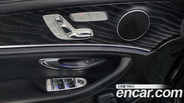 Mercedes-Benz E-Class (W213) E220d 4MATIC Exclusive 2020 — фото 28