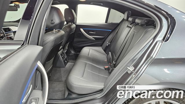 BMW 3 Series (F30) 320i M Sport 2018 — фото 11