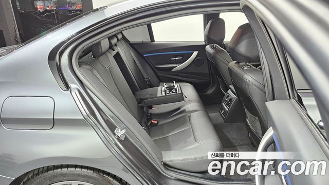BMW 3 Series (F30) 320i M Sport 2018 — фото 12
