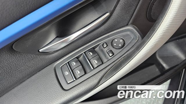 BMW 3 Series (F30) 320i M Sport 2018 — фото 19