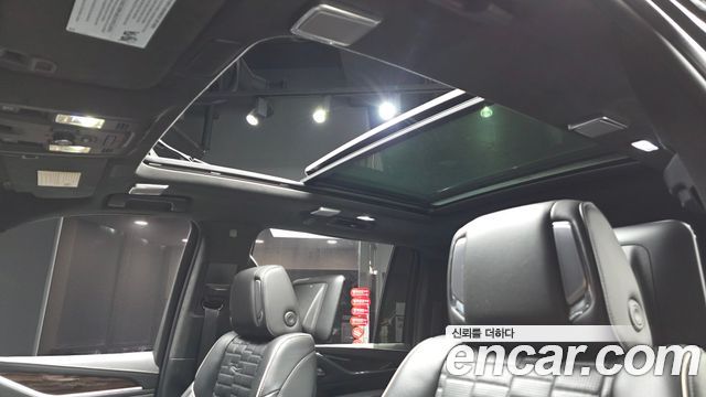 Cadillac Escalade (V) 6.2 ESV ESV Premium Luxury Platinum 2021 — фото 18