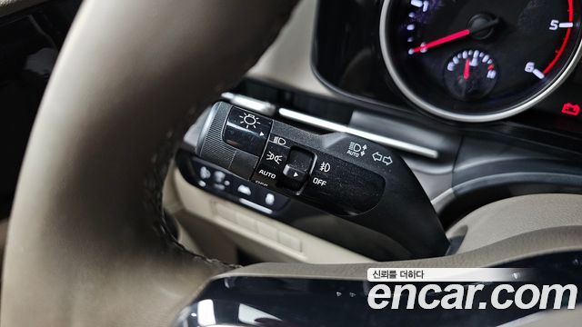 Kia Carnival (IV) Diesel 9-Seater Prestige 2021 — фото 17
