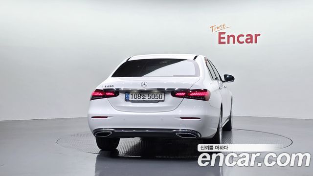 Mercedes-Benz E-Class (W213) E250 Exclusive 2021 — фото 4