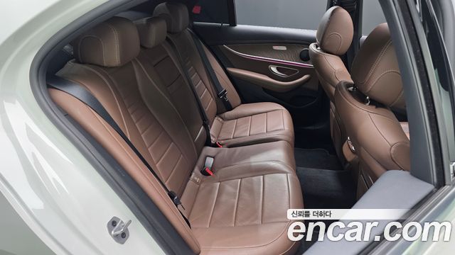 Mercedes-Benz E-Class (W213) E250 Exclusive 2021 — фото 11