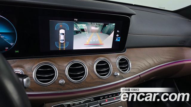 Mercedes-Benz E-Class (W213) E250 Exclusive 2021 — фото 17