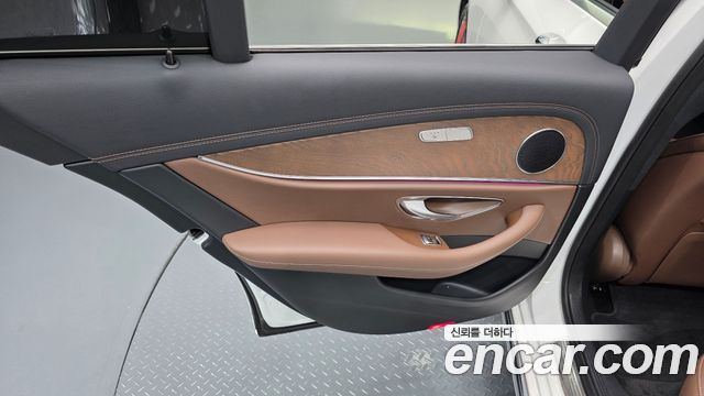 Mercedes-Benz E-Class (W213) E250 Exclusive 2021 — фото 25