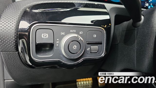 Mercedes-Benz CLA-Class (C118) CLA250 4MATIC 2023 — фото 30