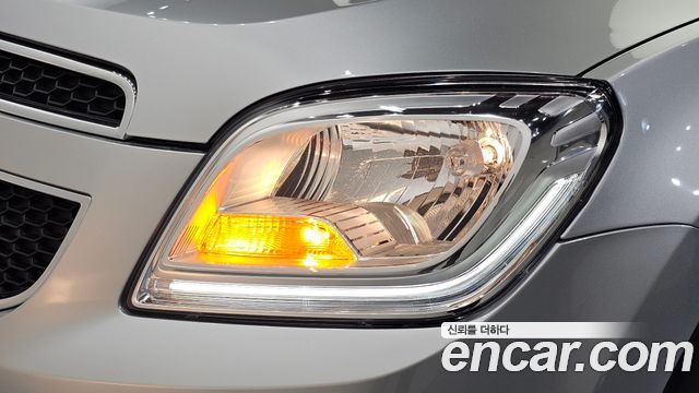 Chevrolet Orlando 2.0 Diesel LT Premium 2015 — фото 22