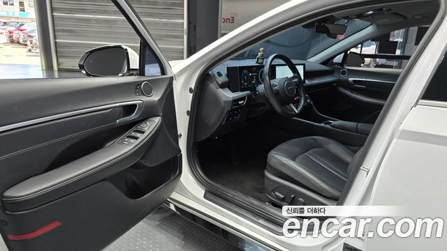 Hyundai Sonata The Edge (DN8) 2.0 Premium 2024 — фото 9