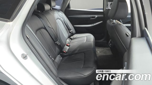 Hyundai Sonata The Edge (DN8) 2.0 Premium 2024 — фото 14