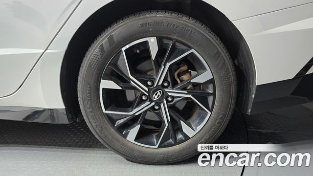Hyundai Sonata The Edge (DN8) 2.0 Premium 2024 — фото 25
