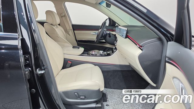 Genesis GV70 2.5T Gasoline 2WD 2025 — фото 26
