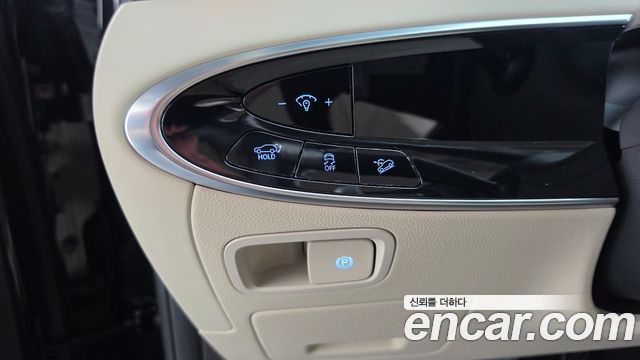 Genesis GV70 2.5T Gasoline 2WD 2025 — фото 29