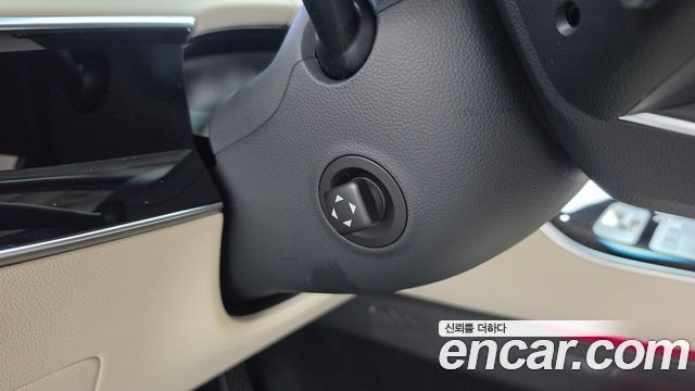 Genesis GV70 2.5T Gasoline 2WD 2025 — фото 30