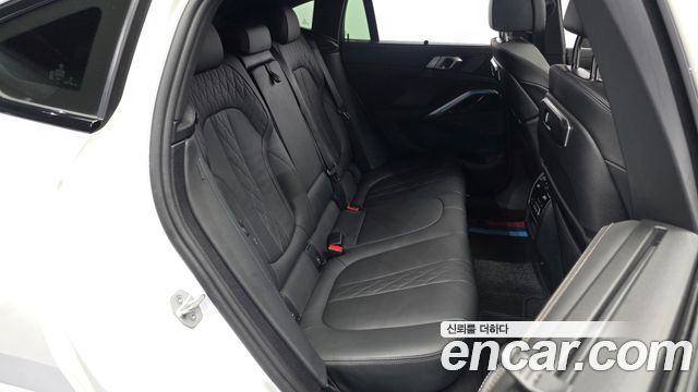 BMW X6 (G06) xDrive40i M Sport 2024 — фото 12
