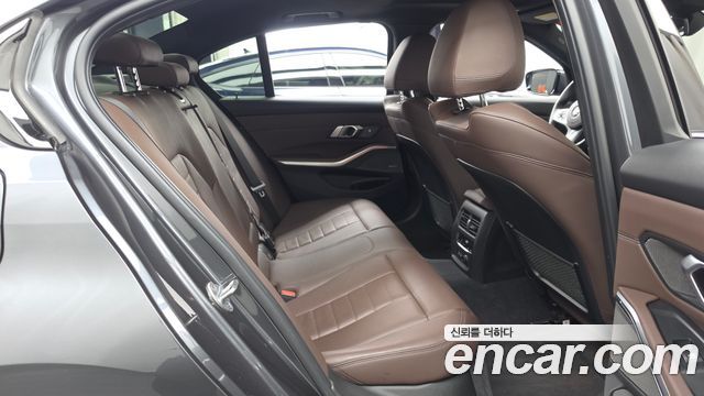 BMW 3 Series (G20) 330i M Sport 2019 — фото 16