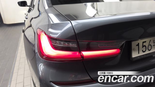 BMW 3 Series (G20) 330i M Sport 2019 — фото 29