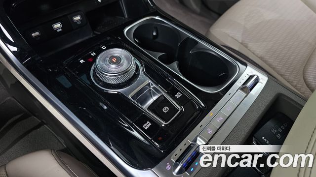Kia Carnival (IV) Diesel 7-Seater Hi-Limousine Signature 2023 — фото 9