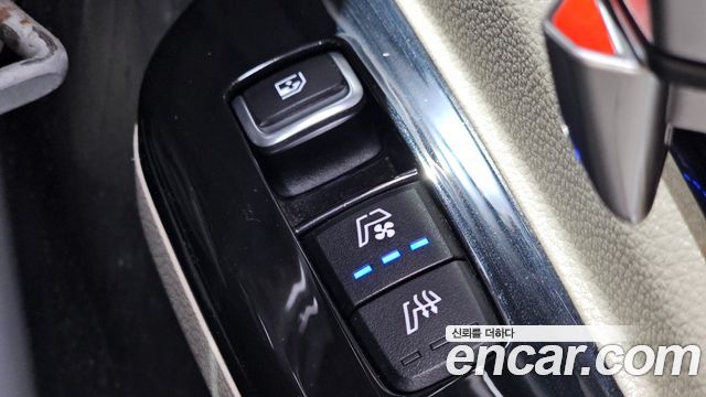 Kia Carnival (IV) Diesel 7-Seater Hi-Limousine Signature 2023 — фото 12