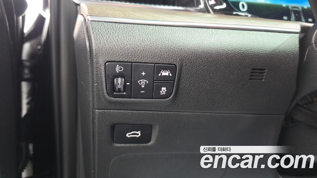 Kia K5 (III) 2.0 Noblesse 2020 — фото 27