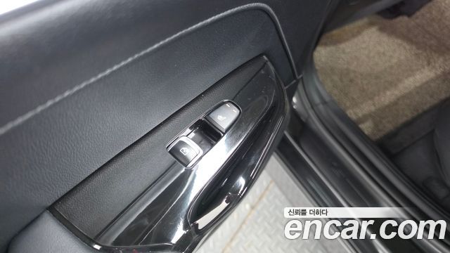 Kia K5 (III) 2.0 Noblesse 2020 — фото 28