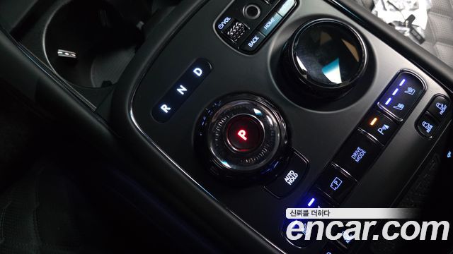 Genesis G90 (RS4) Gasoline 3.5 Turbo e-S/C AWD Black 2026 — фото 9
