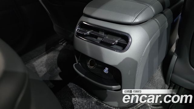 Genesis G90 (RS4) Gasoline 3.5 Turbo e-S/C AWD Black 2026 — фото 37