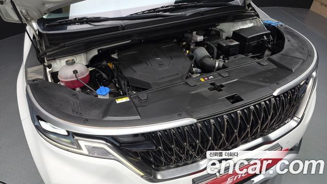 Kia Carnival (IV) Diesel 9-Seater Prestige 2023 — фото 6