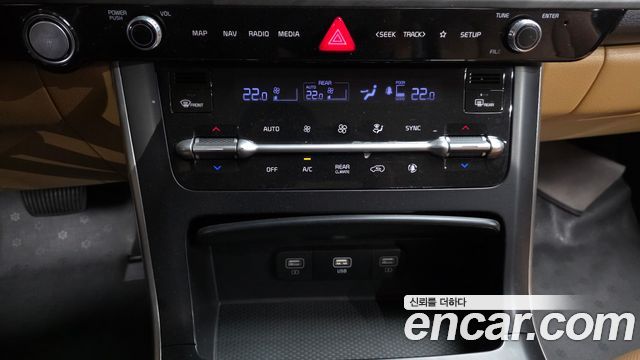 Kia Carnival (IV) Diesel 9-Seater Prestige 2023 — фото 19