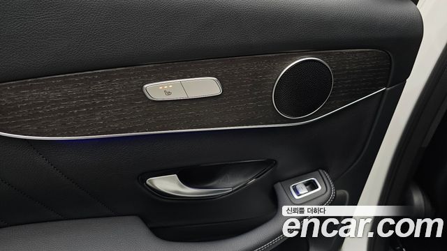 Mercedes-Benz GLC-Class (X253) GCL300 4MATIC Coupe 2020 — фото 19