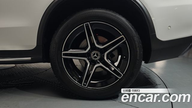 Mercedes-Benz GLC-Class (X253) GCL300 4MATIC Coupe 2020 — фото 21