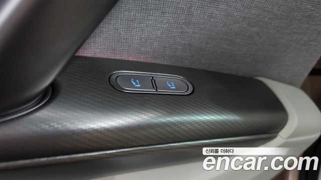 Genesis GV60 Standard 2022 — фото 19