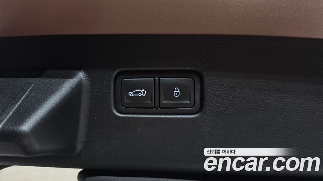Genesis GV60 Standard 2022 — фото 20