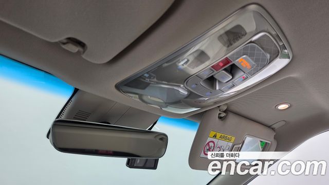 Genesis GV60 Standard 2022 — фото 30