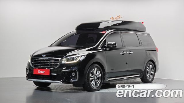 Kia Carnival 9-Seater Hi-Limousine Luxury 2019 — фото 1