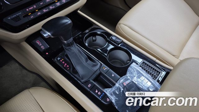 Kia Carnival 9-Seater Hi-Limousine Luxury 2019 — фото 9
