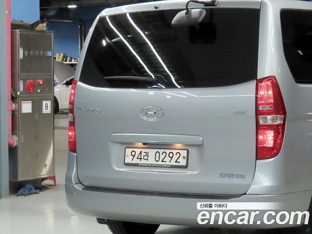 Hyundai Grand Starex Van 5-Seater Modern 2021 — фото 21