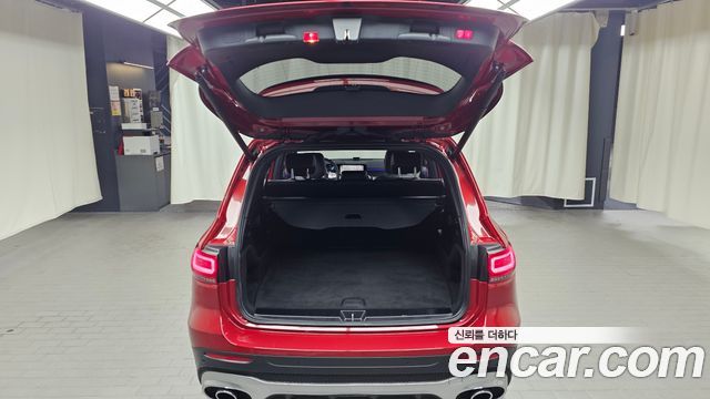 Mercedes-Benz GLB-Class (X247) AMG GLB35 4MATIC 2021 — фото 16