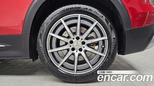 Mercedes-Benz GLB-Class (X247) AMG GLB35 4MATIC 2021 — фото 21